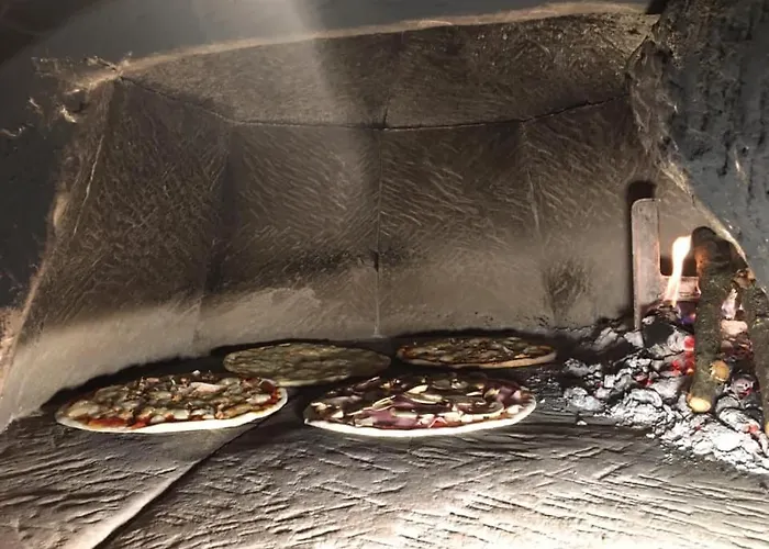 Hotel Ristorante Monte Selva 2*