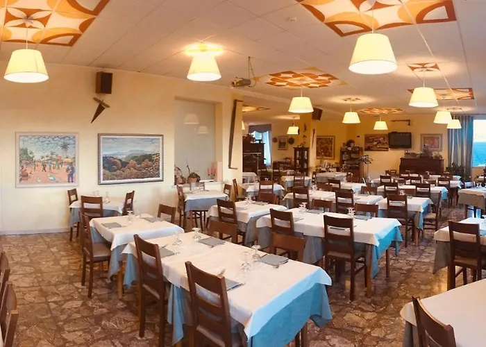 Albergo Ristorante Monte Selva 2*